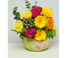 Floral arrangement 