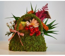 A purse of flowers